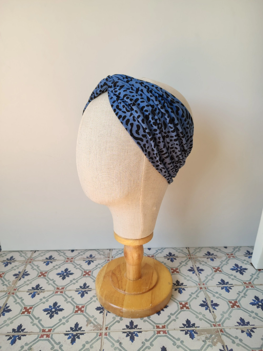 Turbante urdina puntos