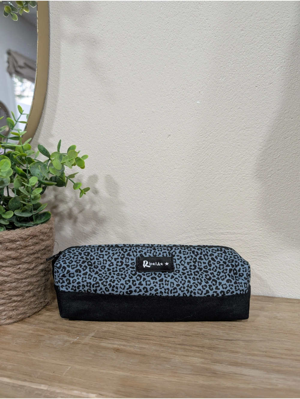 Estutxe leopardo urdina