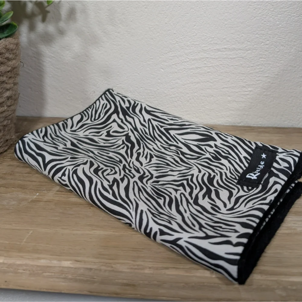 Haurren lepokoa zebra txuria