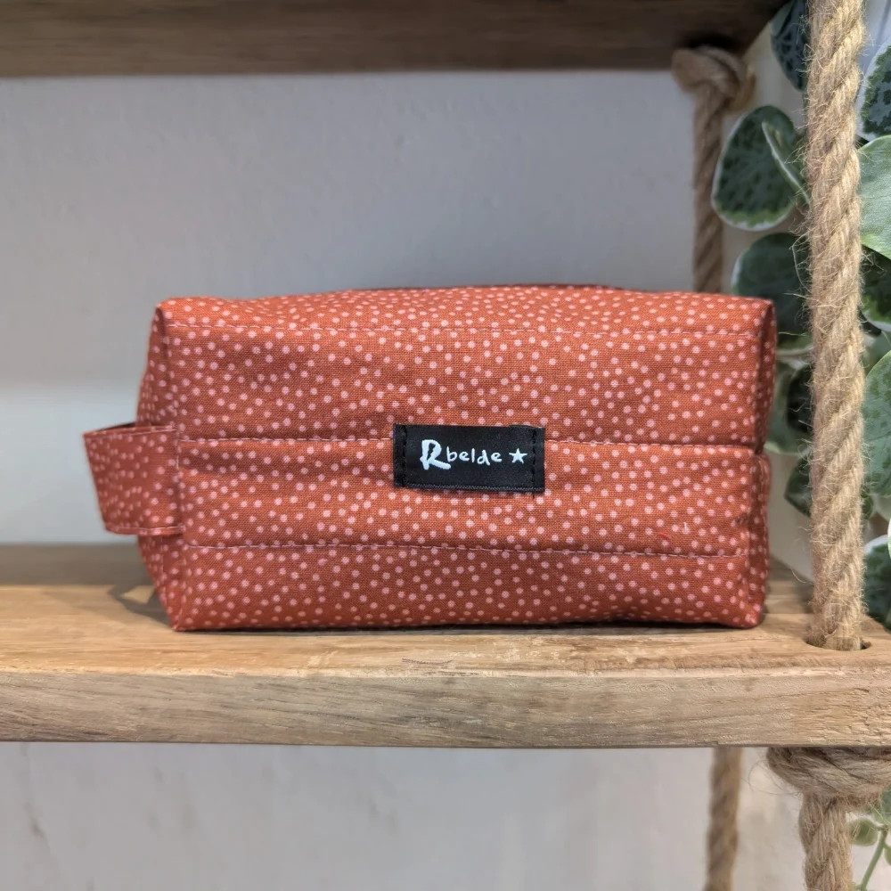 Nezeser Arrano teja puntu arroxak