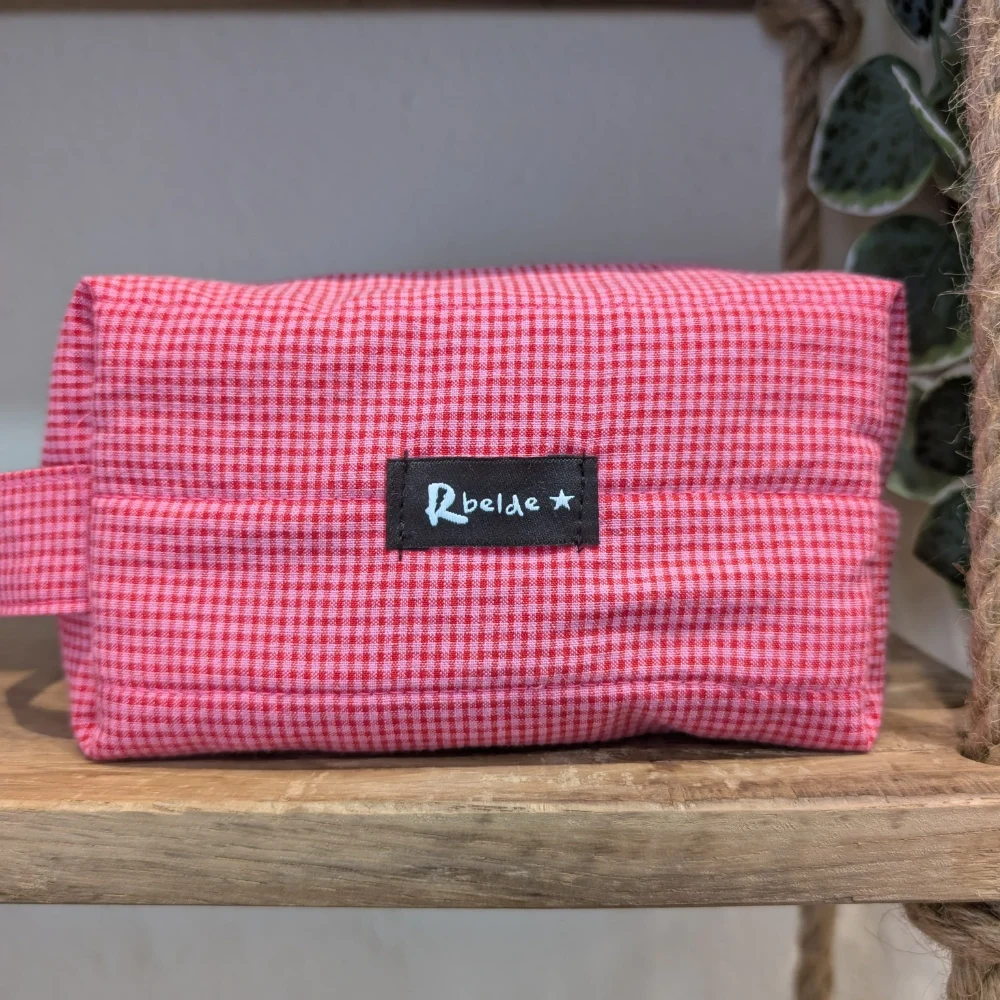 Nezeser Arrano vichy gorria arroxa