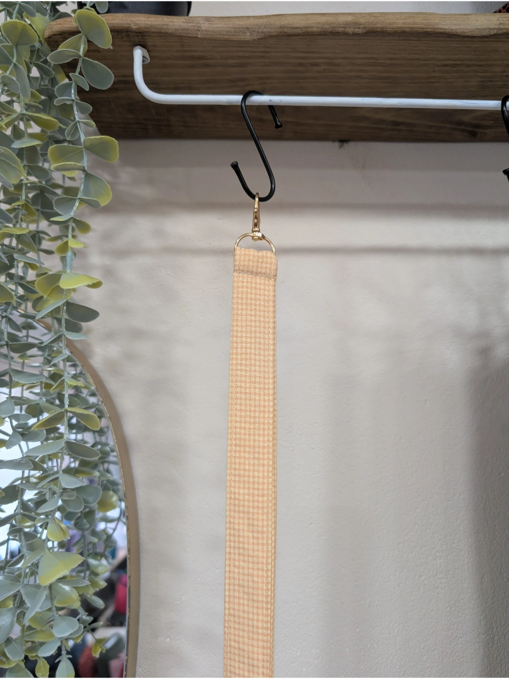 Giltzetako vichy hori argia