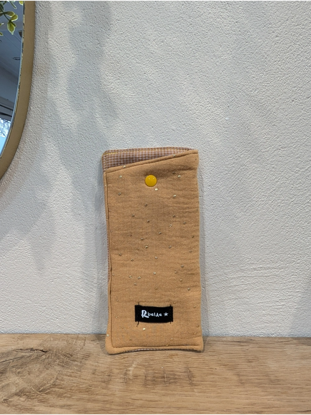 Betaurreko zorroa urrezko puntuak