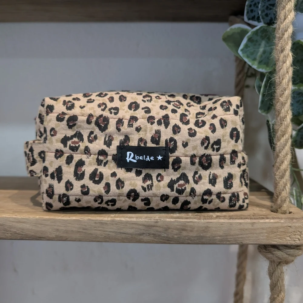 Nezeser Arrano leopardo teja marroia