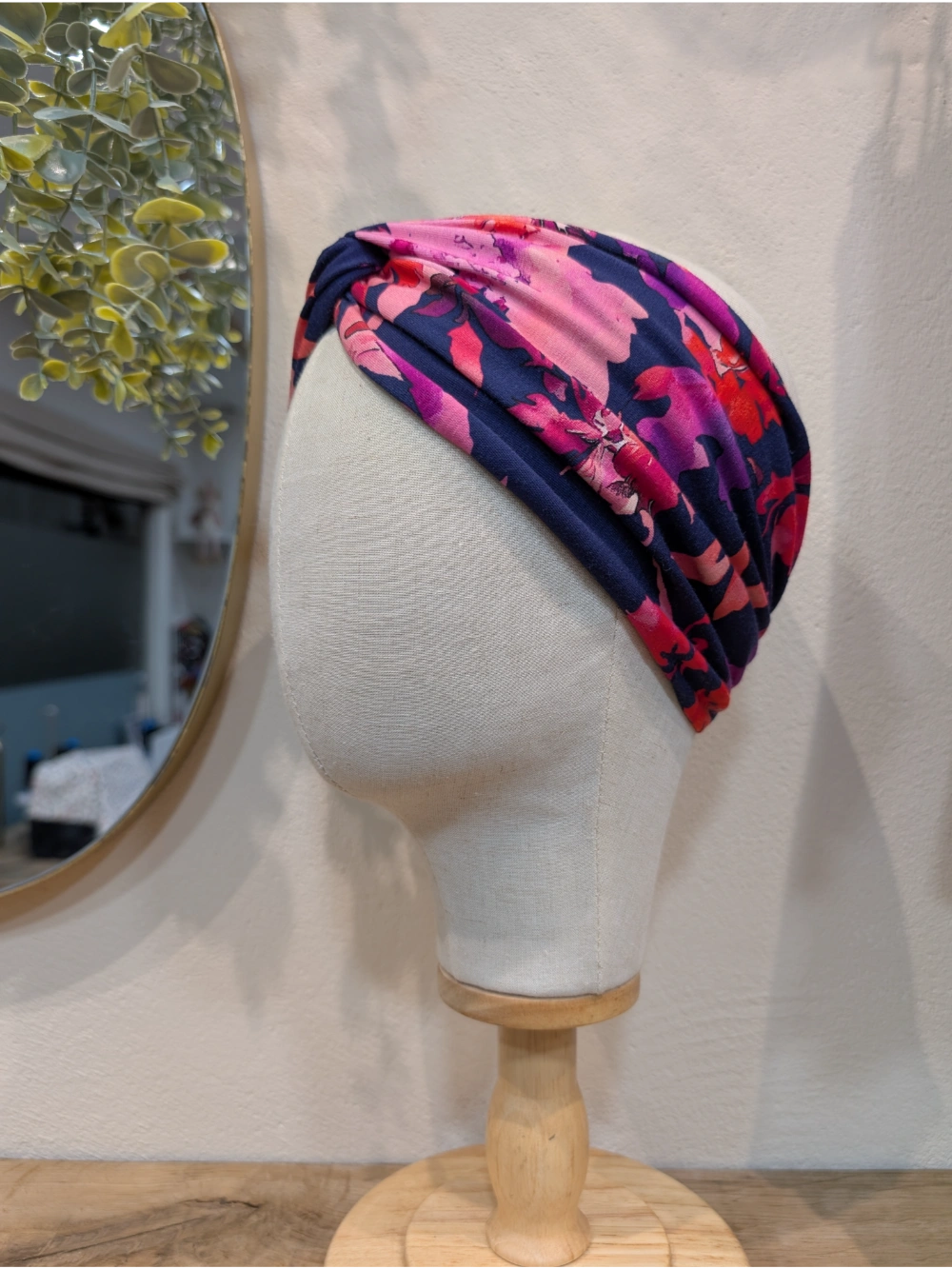 Turbante urdin lore arroxa handiak