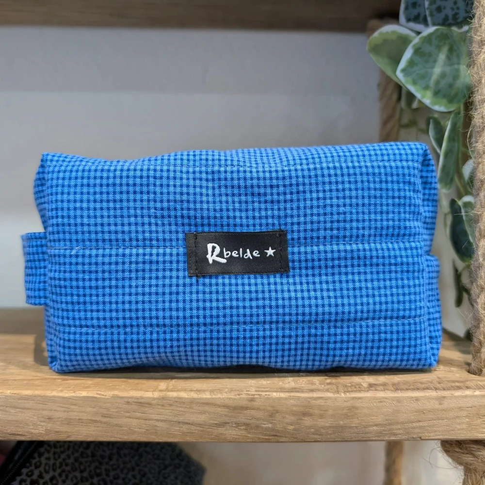 Nezeser arrano vichy urdina