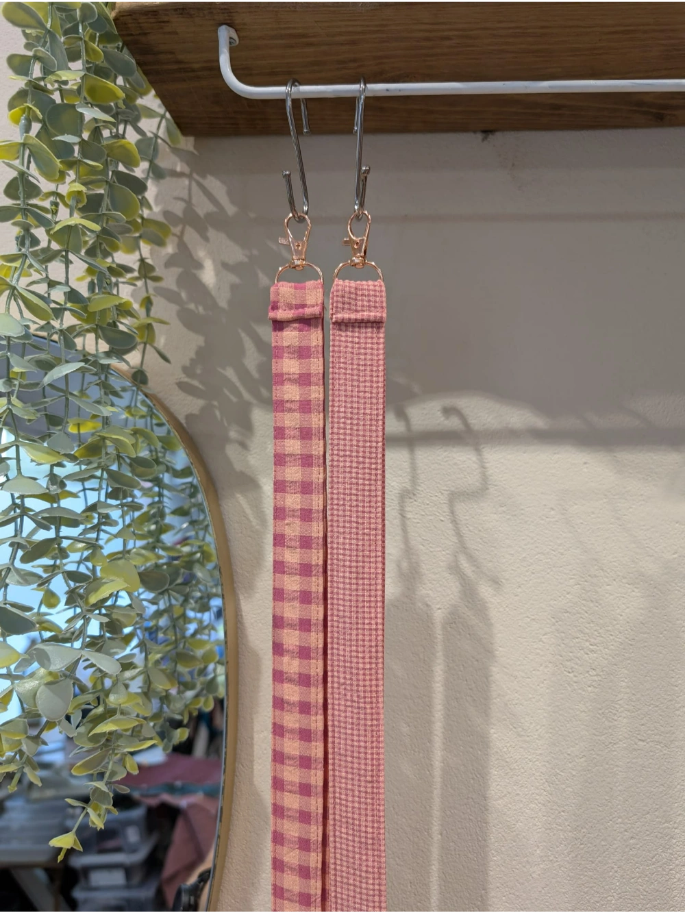 Giltzetako vichy arroxa hori krema