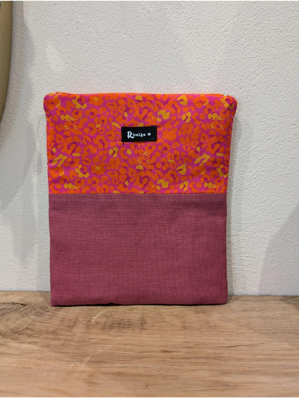 Liburu zorroa berenjena leopardo fuksia