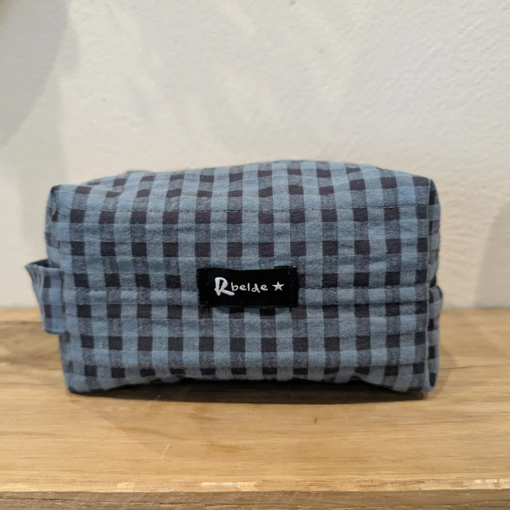 Nezeser Arrano vichy grixa urdina