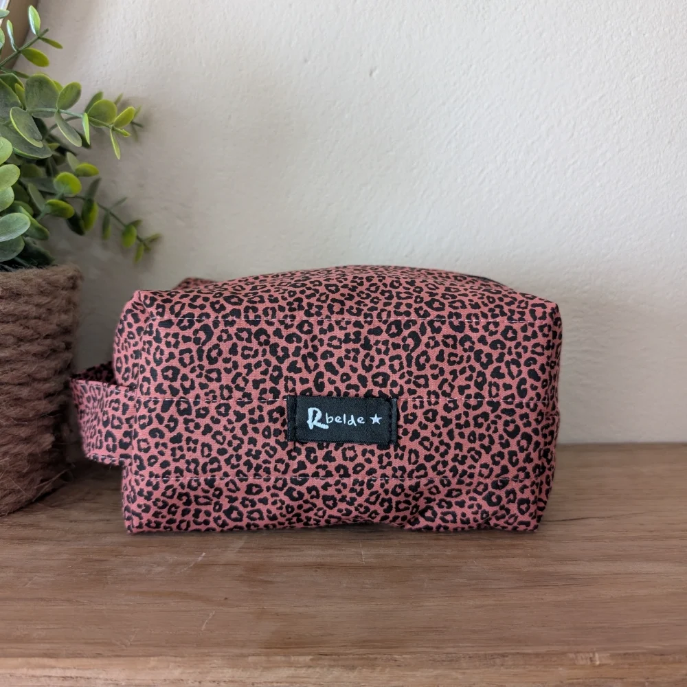 Nezeser Arrano leopardo koral